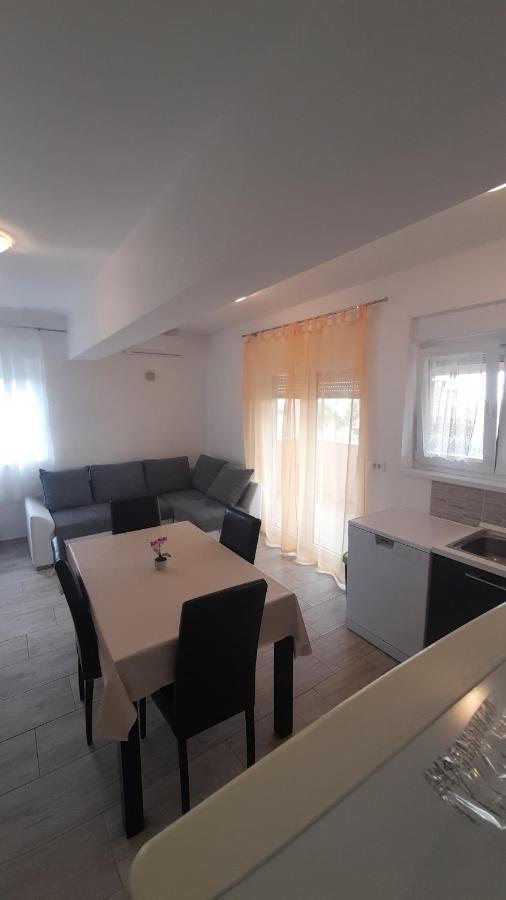 Mario Apartment Vir Exterior photo