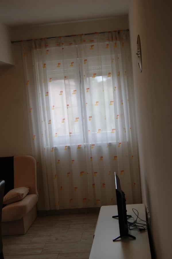 Mario Apartment Vir Exterior photo